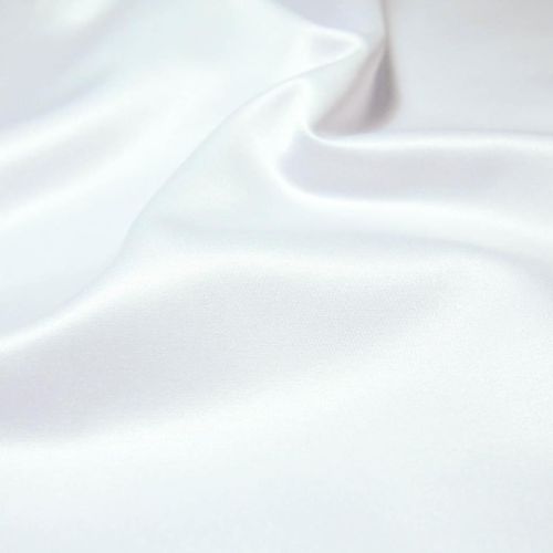 ผ้าคอตตอนซิลค์ โครงสร้างการทอ 320 เส้น/ตร.นิ้ว