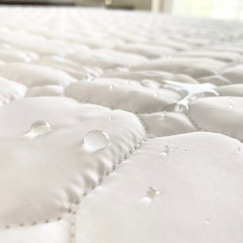 ผ้ารองก้นเปื้อนที่นอน, หมอน