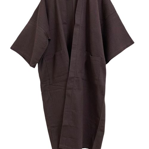 เสื้อคลุมอาบน้ำและรองเท้าสลิปเปอร์