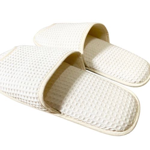 เสื้อคลุมอาบน้ำและรองเท้าสลิปเปอร์