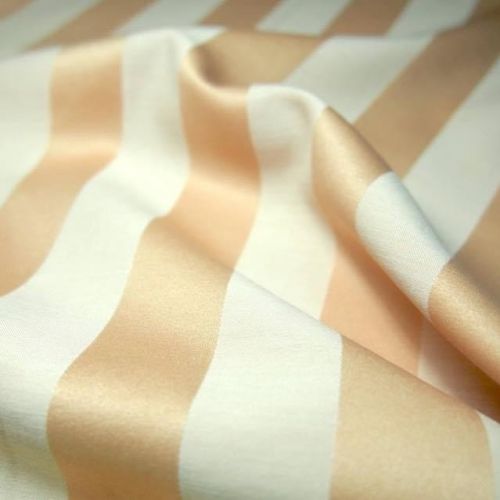 ชุดเครื่องนอน