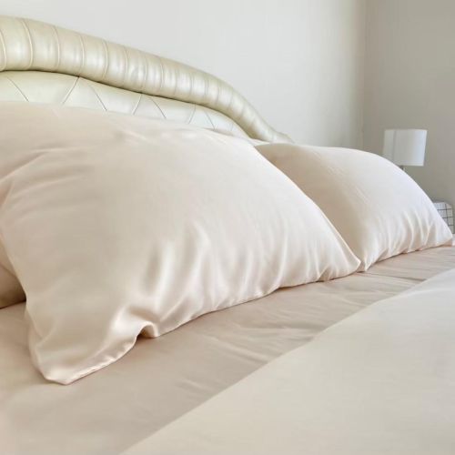 ชุดเครื่องนอน